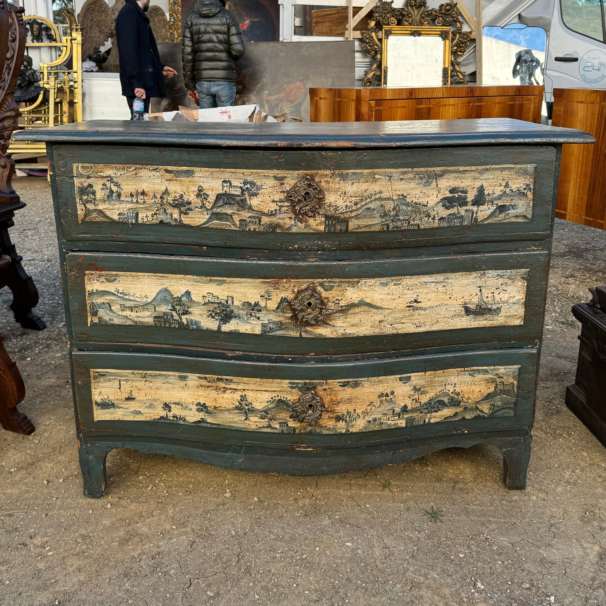 Venetian Commode