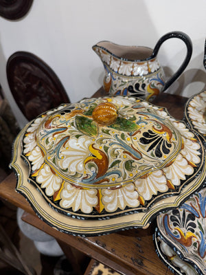Italian Six Place Settings Service