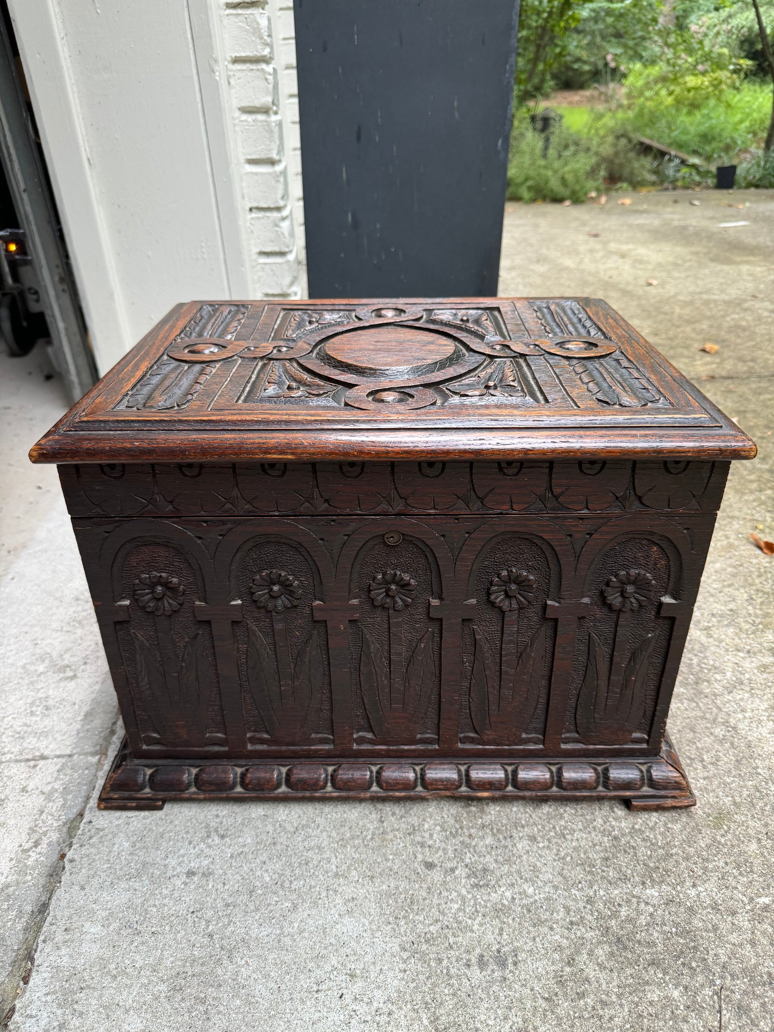 Black Forest Carved Large Box