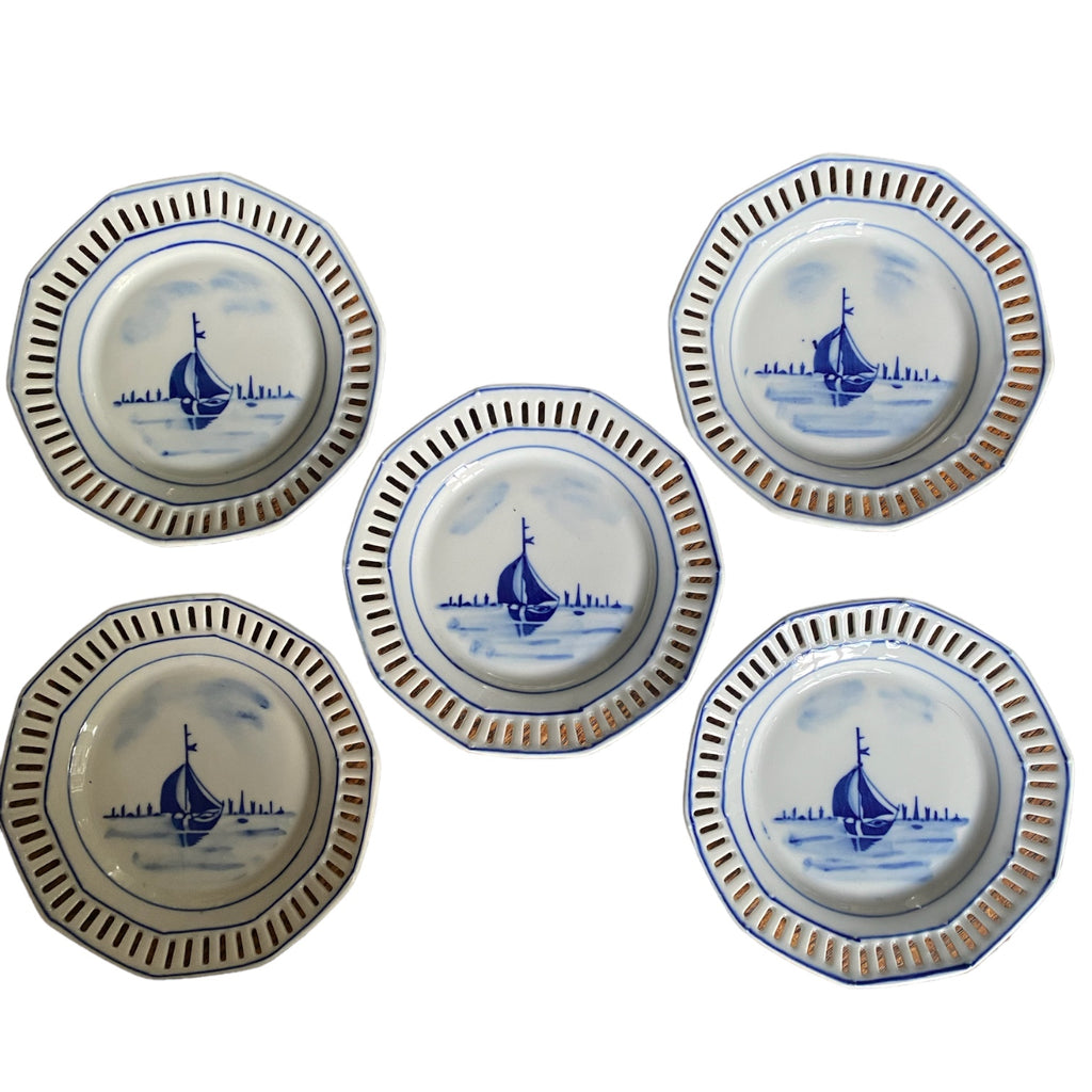S/5 Reticulated European Sailboat Plates