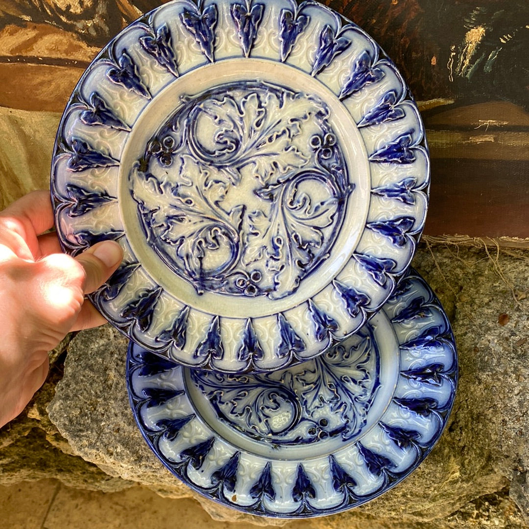 Pair French Flow Blue Plates