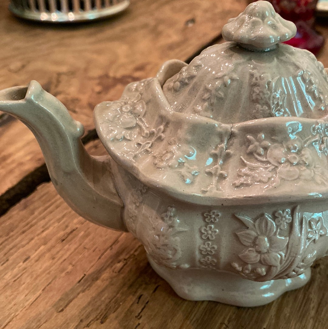 Drabware Teapot