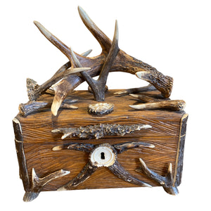 French Box w Antlers