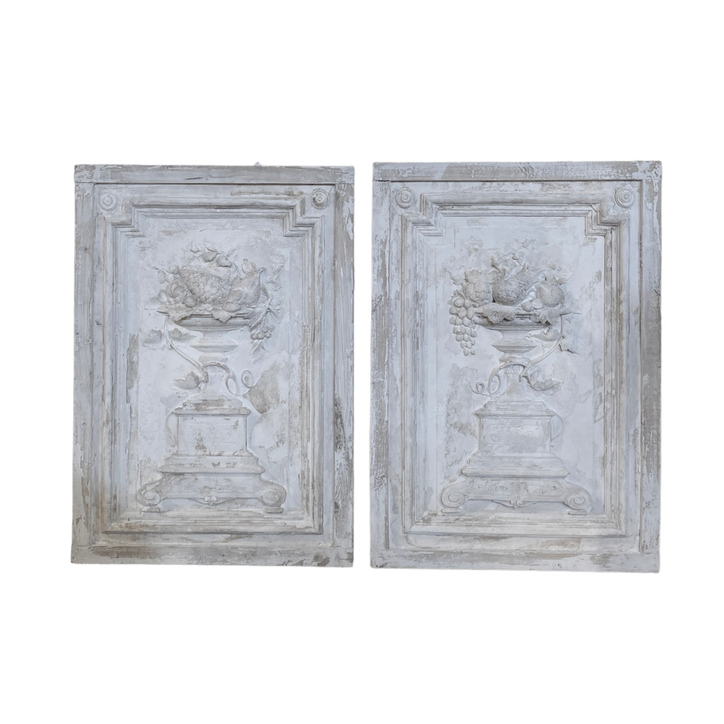 Pair French Plaques